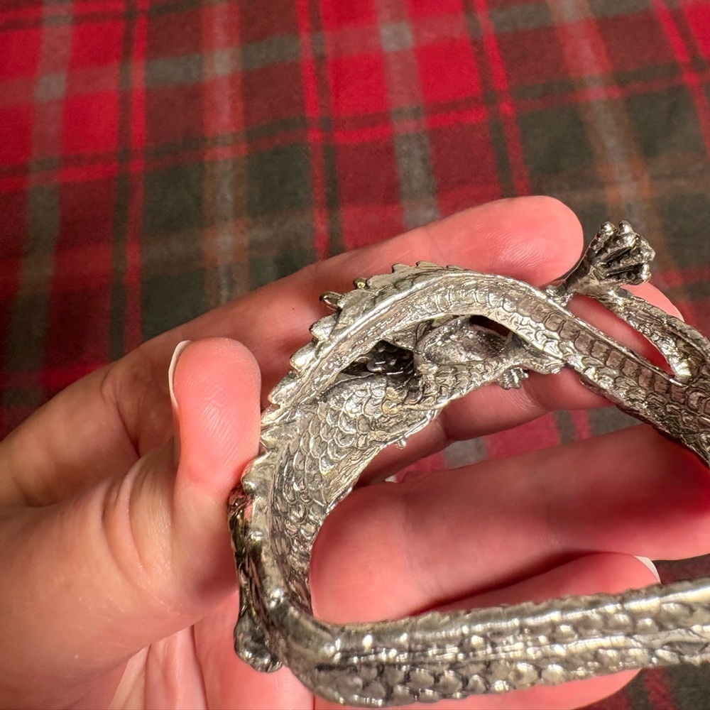 Extremely RARE Arthur Court  Dragon Napkin Rings -Set of 4 - Picture 10 of 13